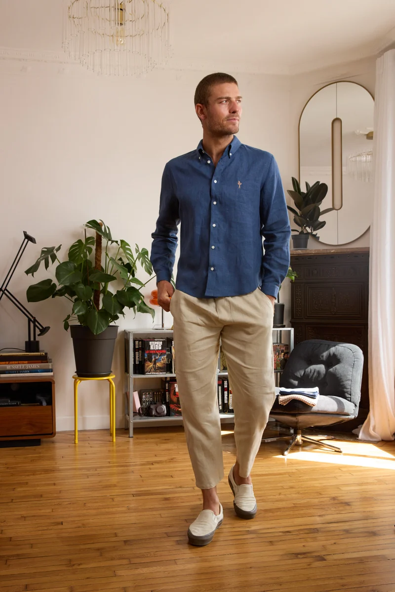 Chemise en lin bleu homme