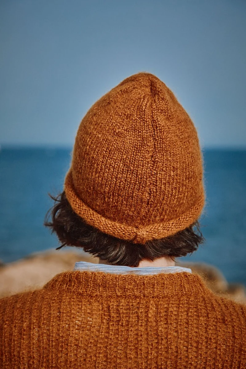 MARION Roll-Up Beanie in Mohair Wool - Amber