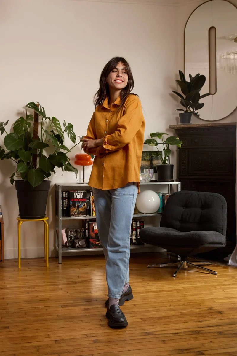chemise en lin femme ocre