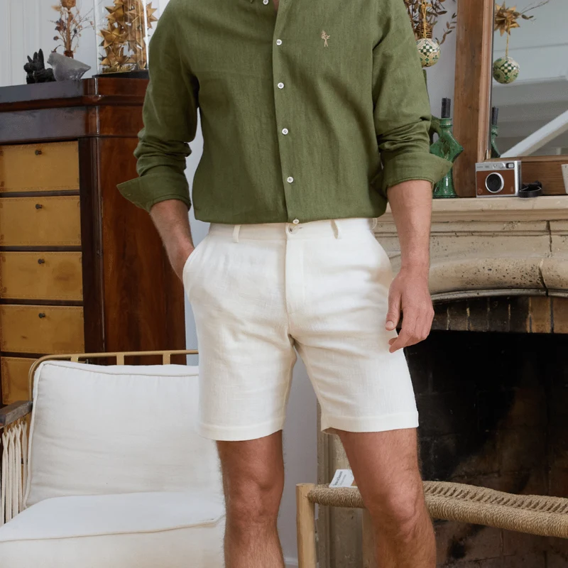 Short en lin homme blanc