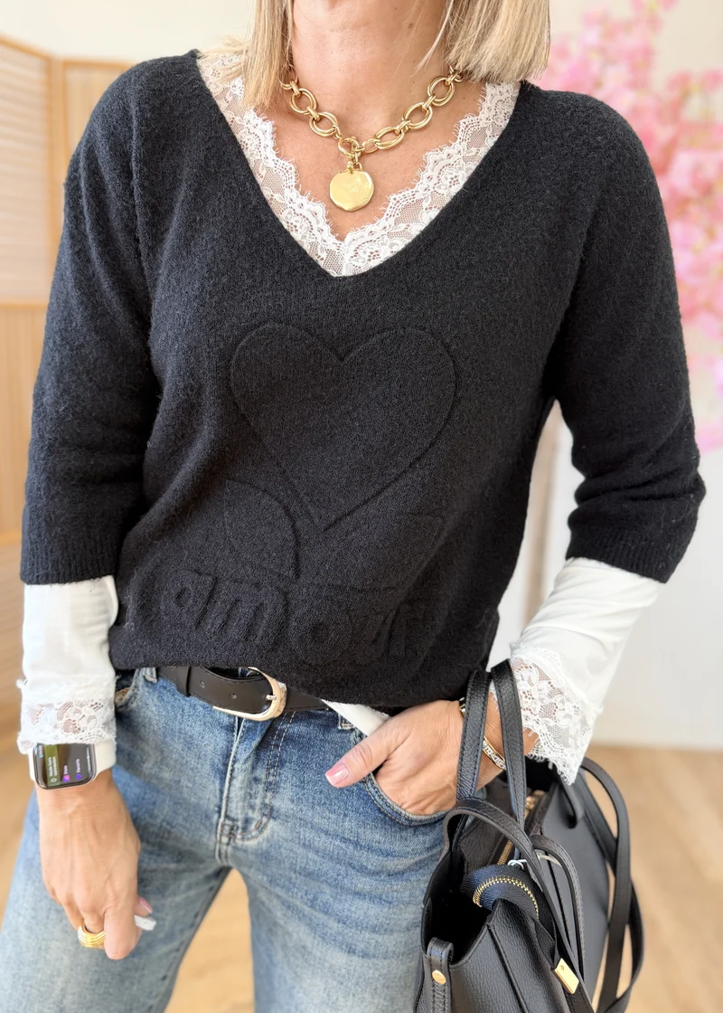Pull col V Amour Relief – Made in Italy