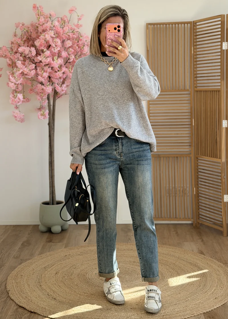 Pull à nœuds satinés