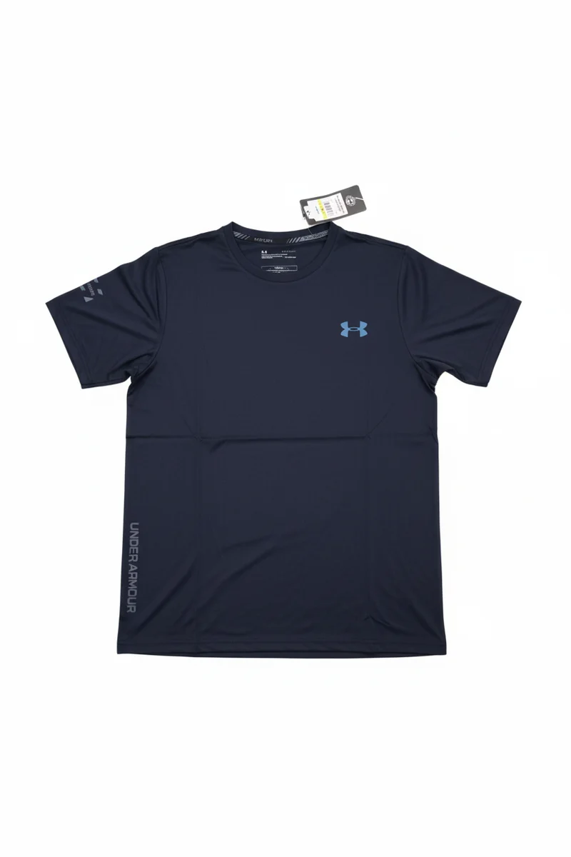 Tee shirt under