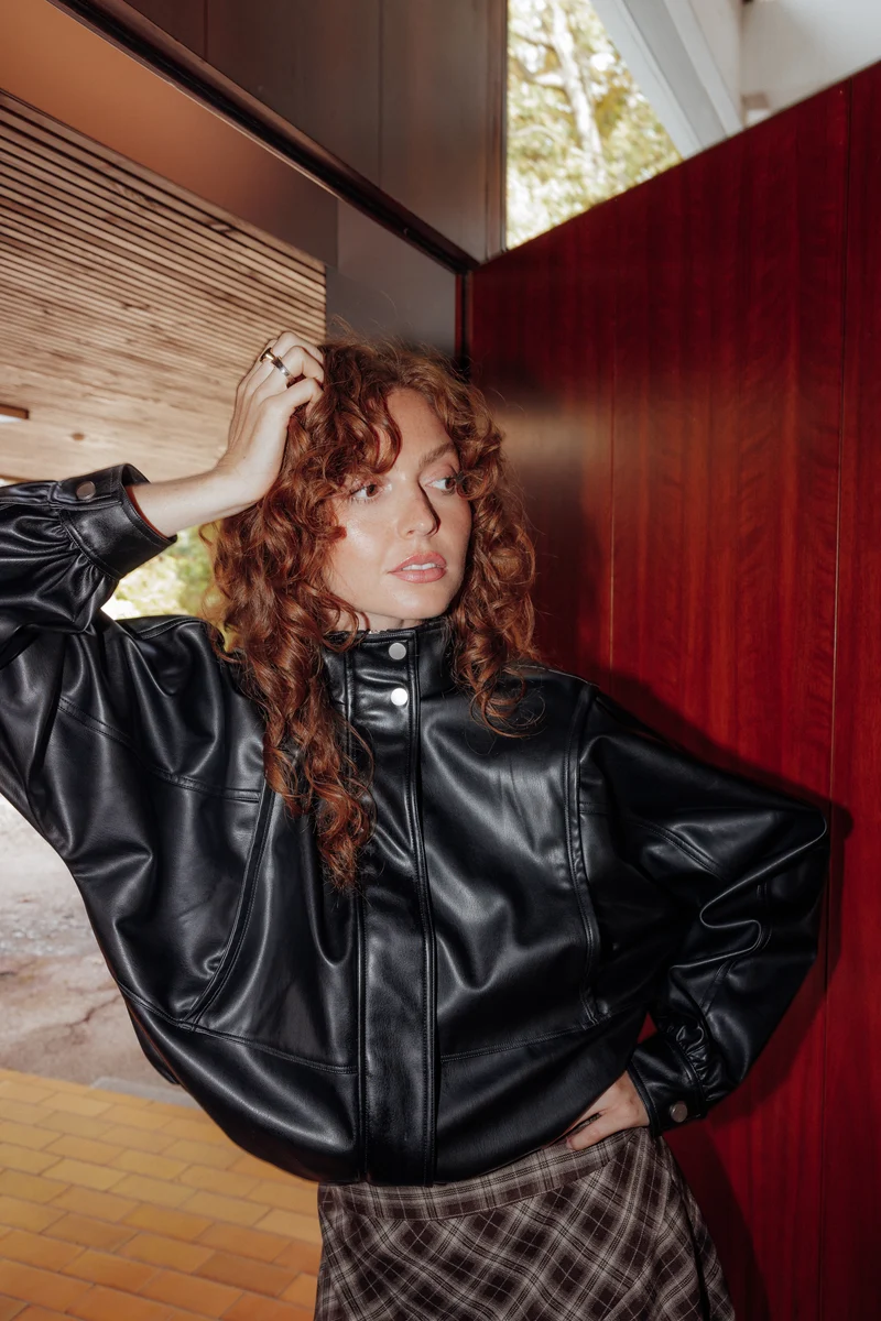 Veste en simili col montant
