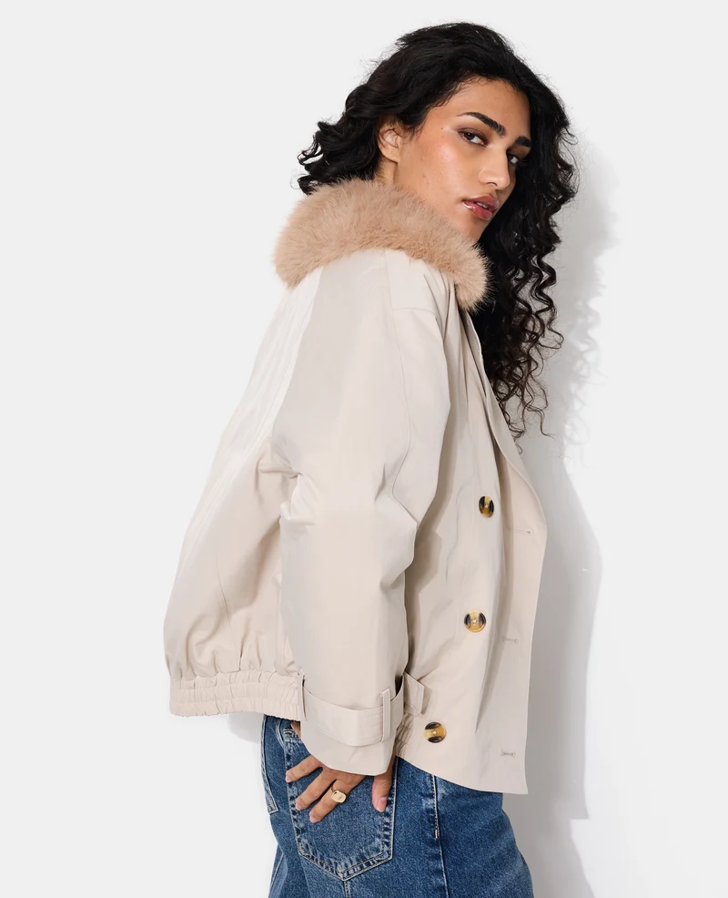 Blouson esprit trench avec col fourrure
