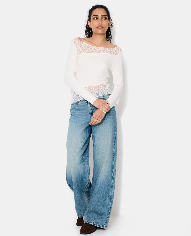 T-shirt asymétrique manches longues avec dentelle