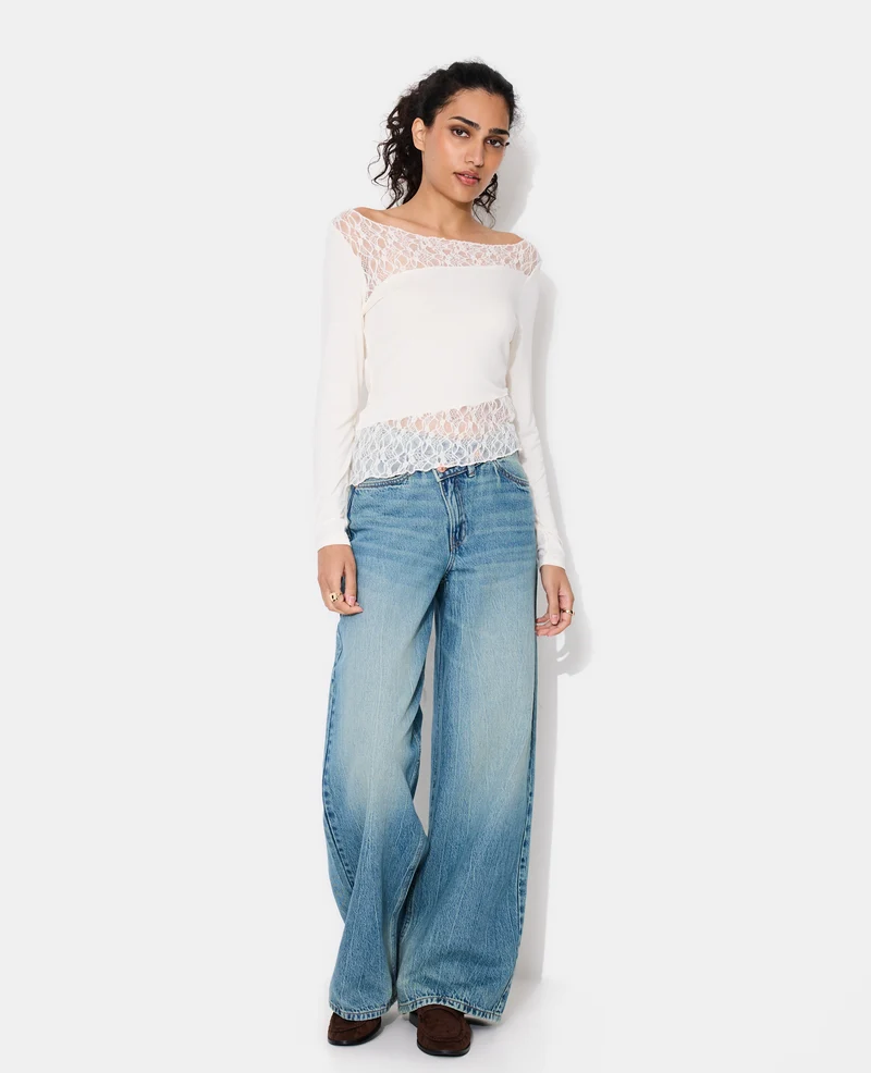 T-shirt asymétrique manches longues avec dentelle