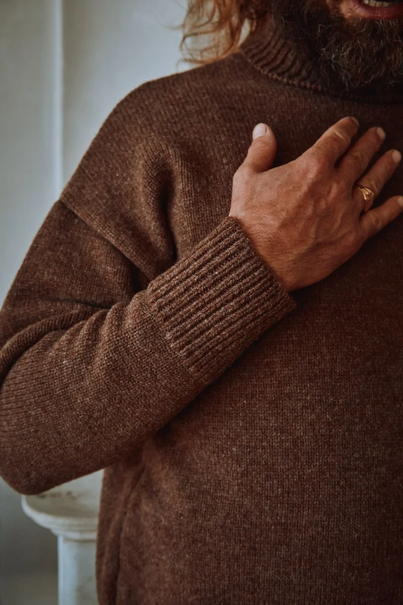 JACQUES Men Turtleneck Sweater in Merino Wool - Chocolate
