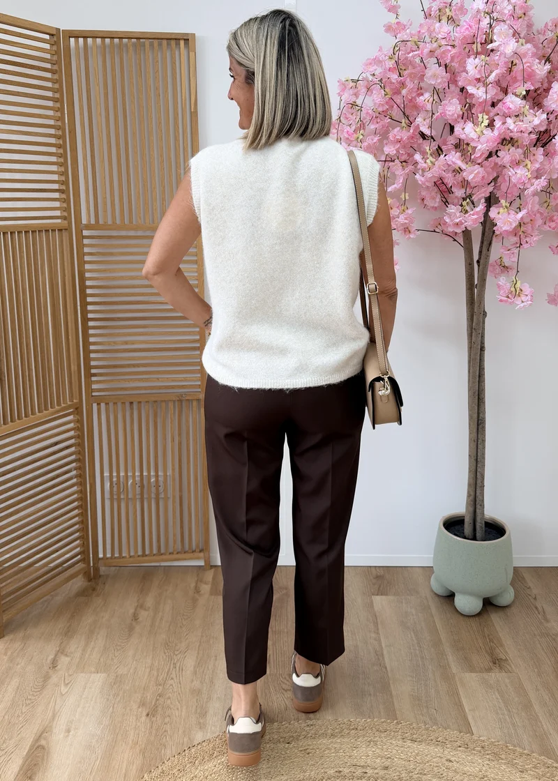 Pull sans manches col roulé ultra doux