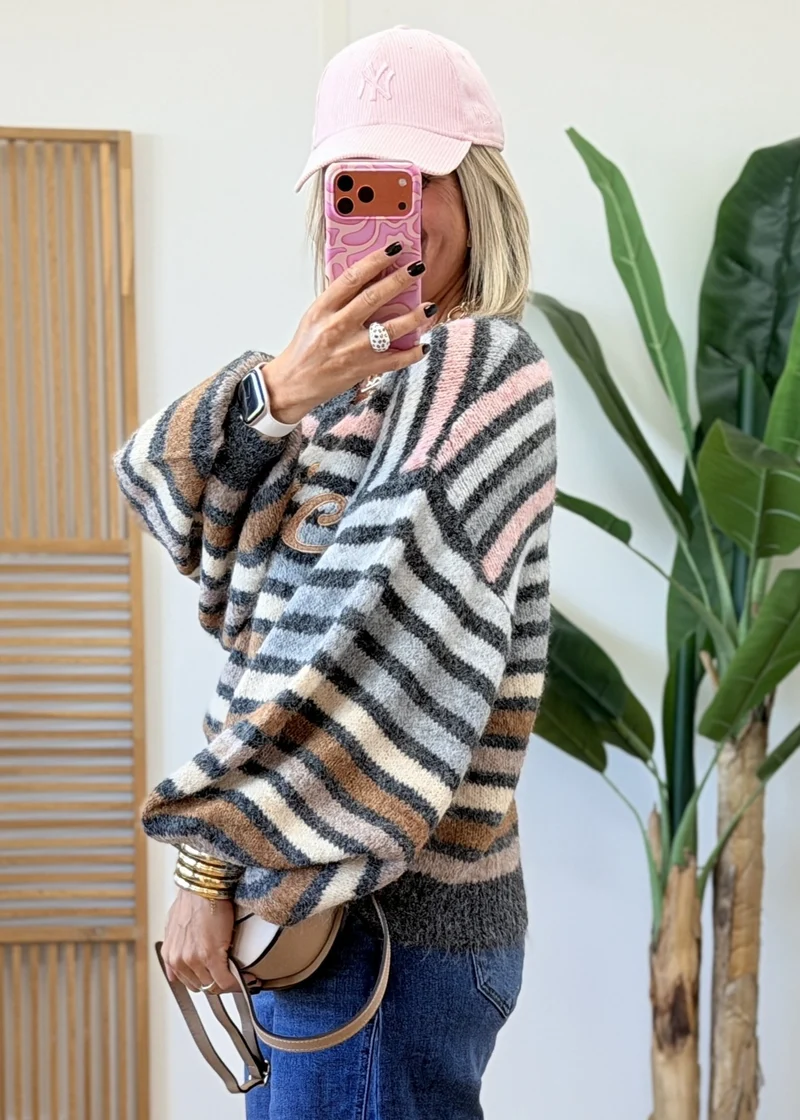 Pull Maille Col V Très Doux - Brodé Iconic