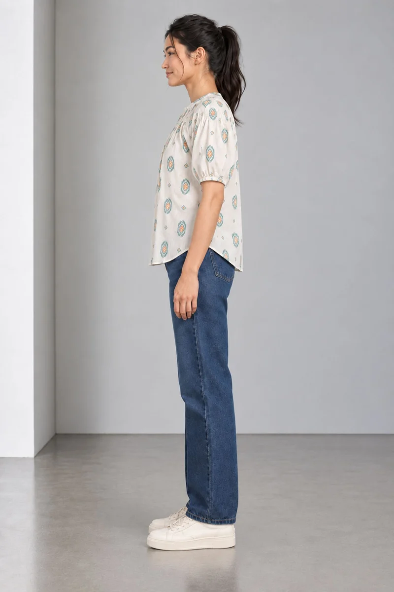 Lumea|Balloon Sleeve Smocked Top