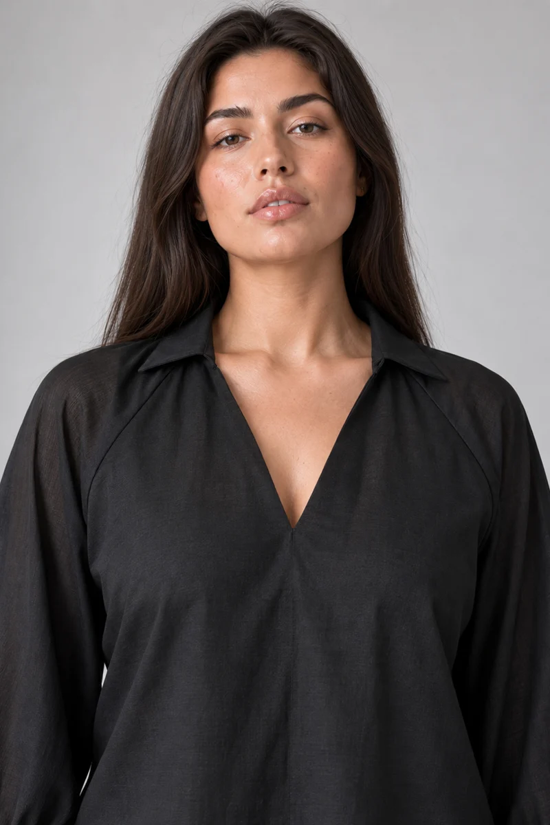 Zarel|V Neck Ruffle Hem Cropped Blouse In Black