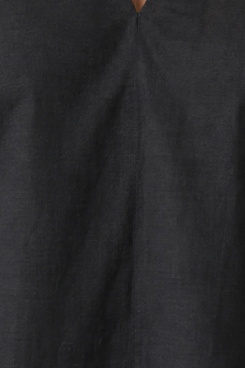 Zarel|V Neck Ruffle Hem Cropped Blouse In Black