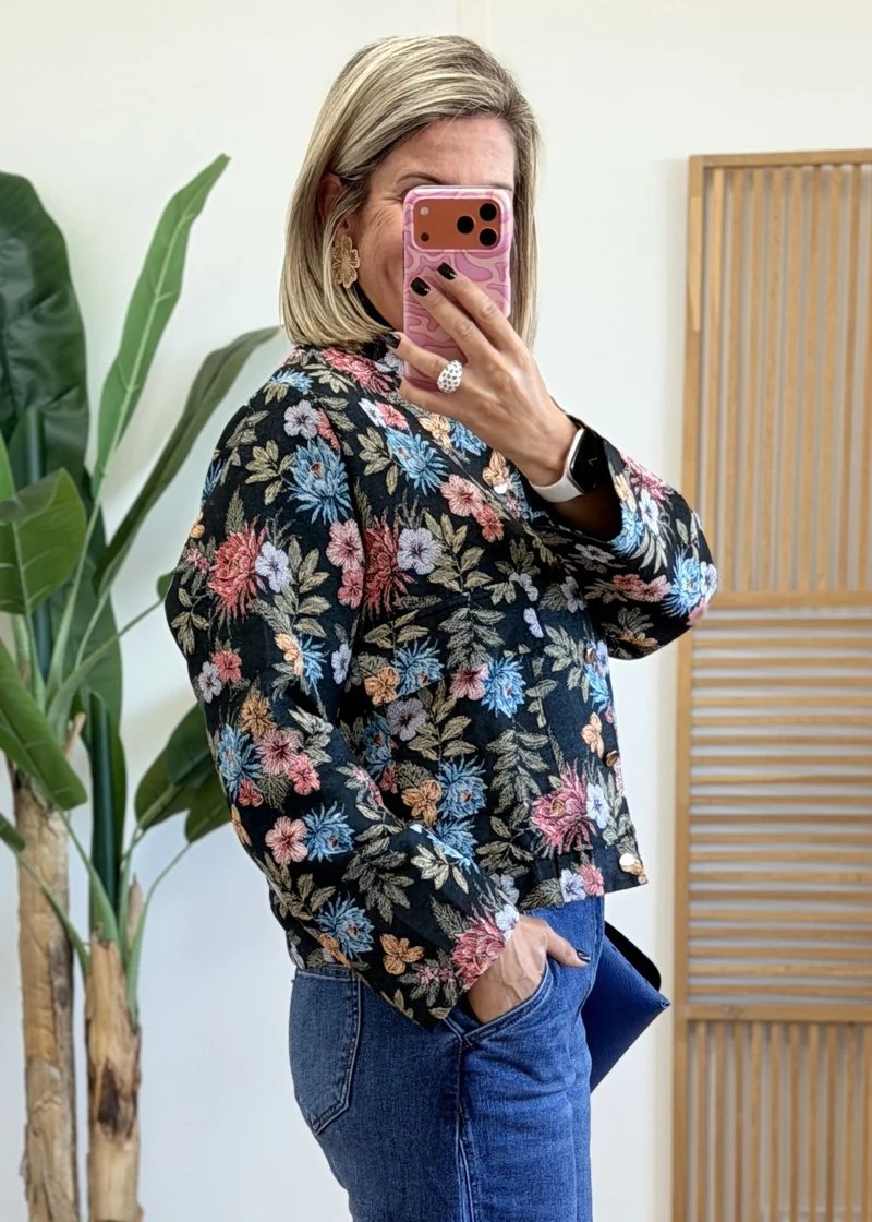 Veste texturée fleurie