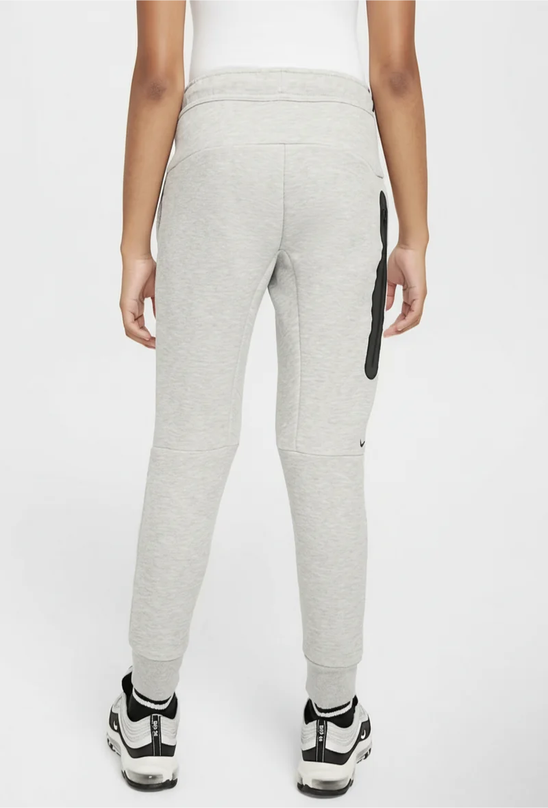 Bas nike tec€