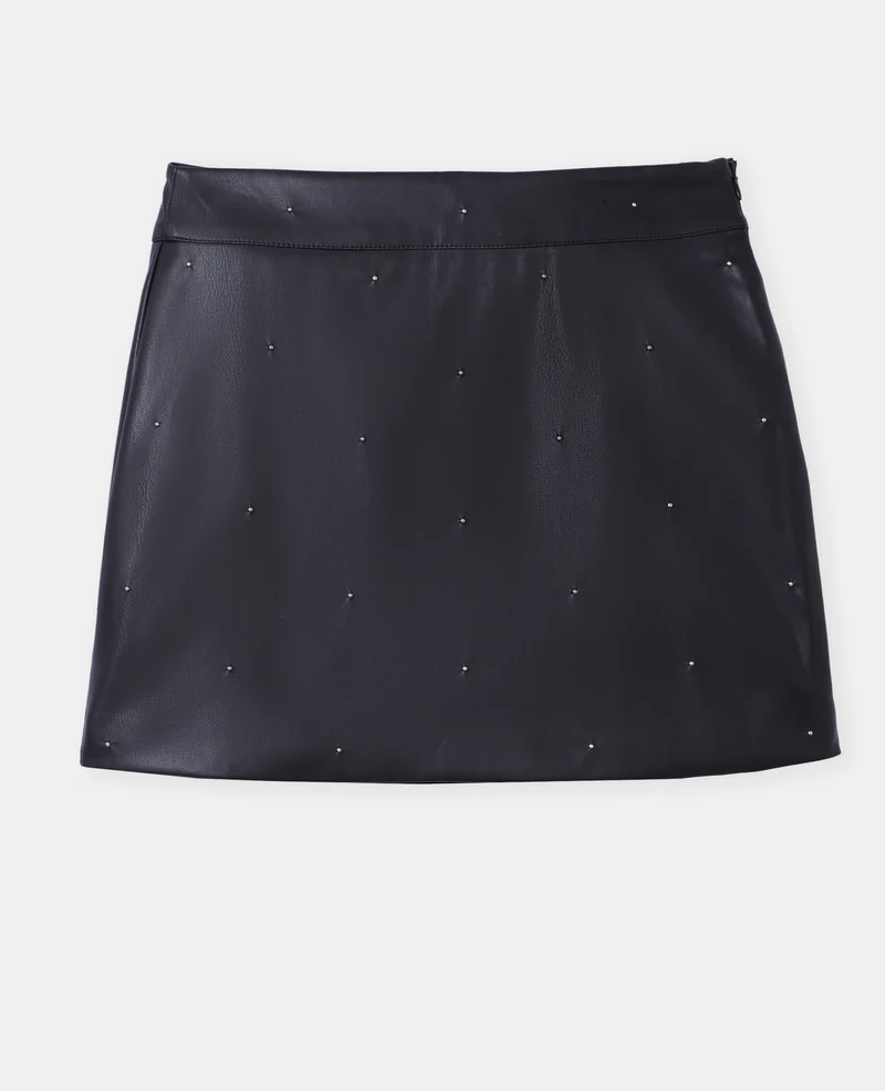 Jupe courte en simili avec mini-clous