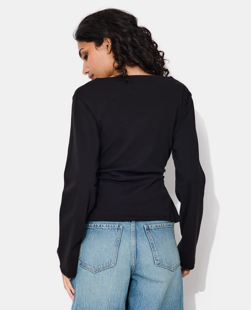T-shirt manches longues avec taille cintrée et fronces