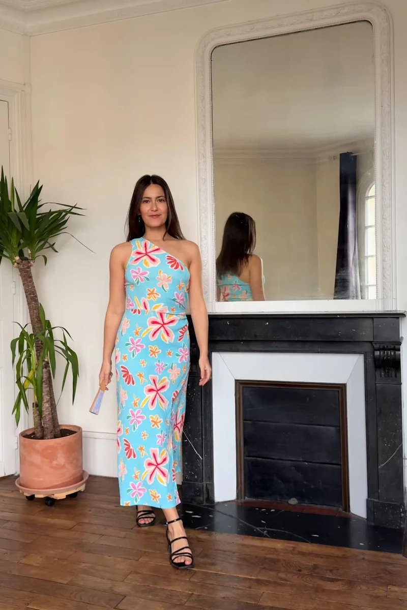 Robe Amaya Moana