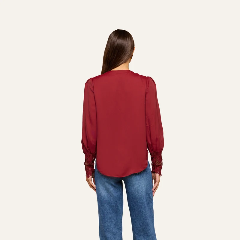 Ava Blouse