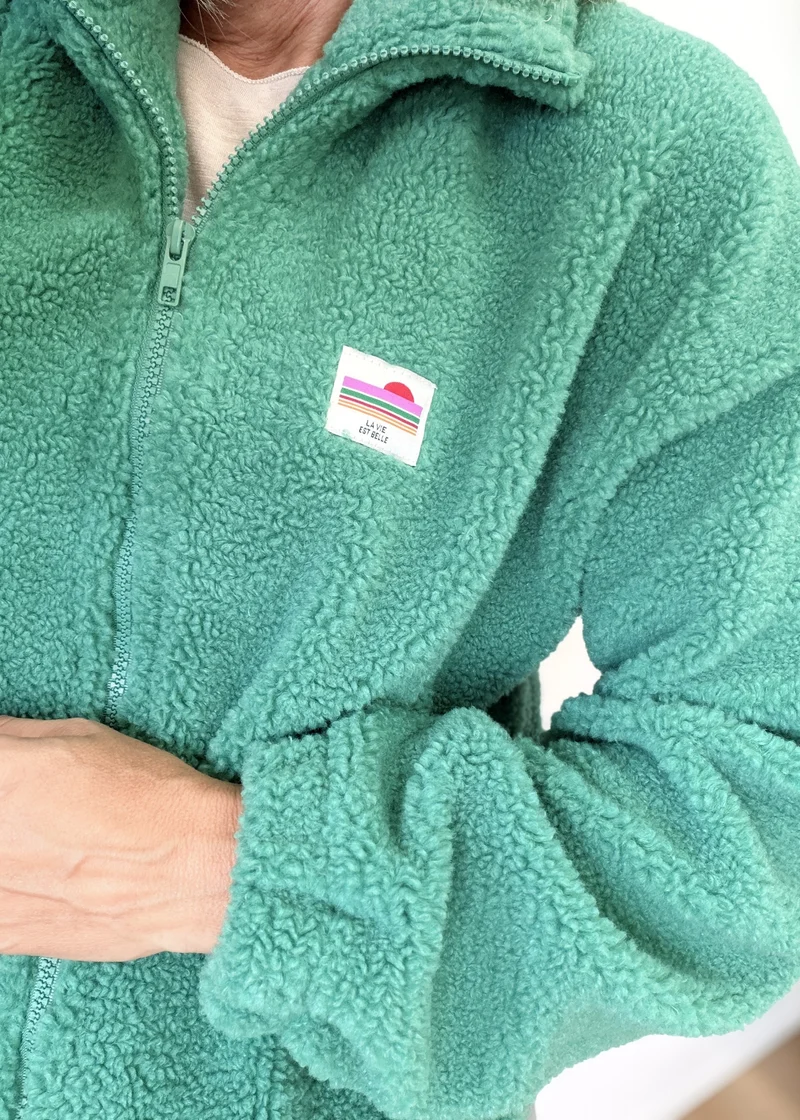 Gilet Veste Polaire Zippé Écussons La Vie Est Belle
