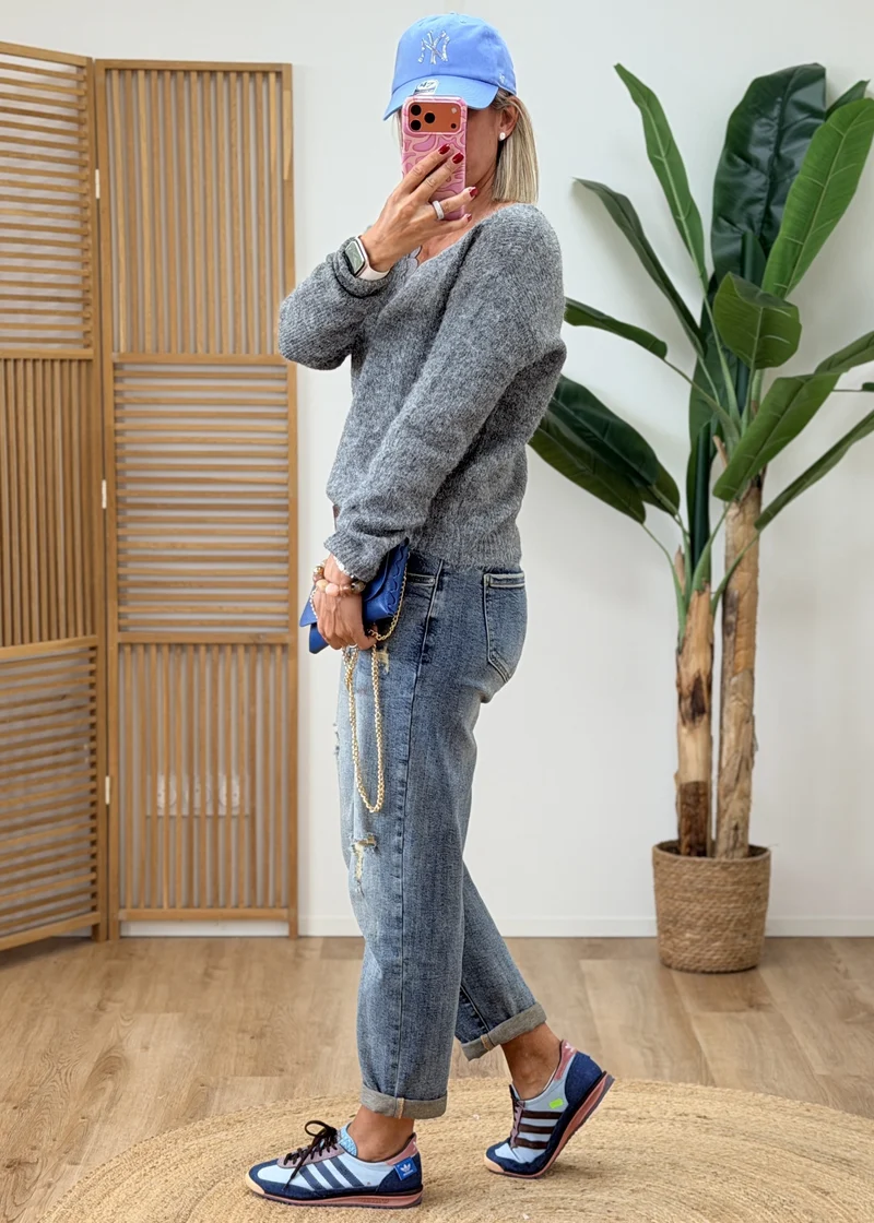 Pull Doux Col Broderie Anglaise