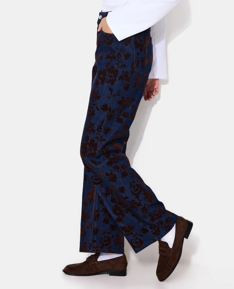 Jean straight taille haute avec fleurs velours
