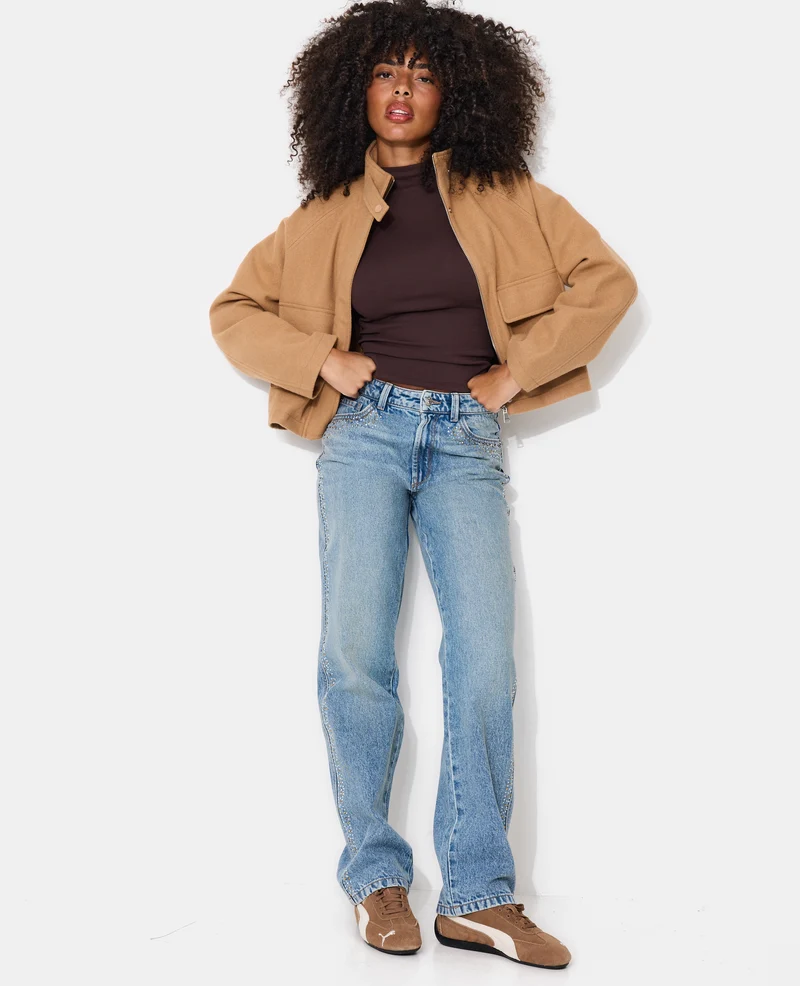 Manteau court drap de laine avec col montant