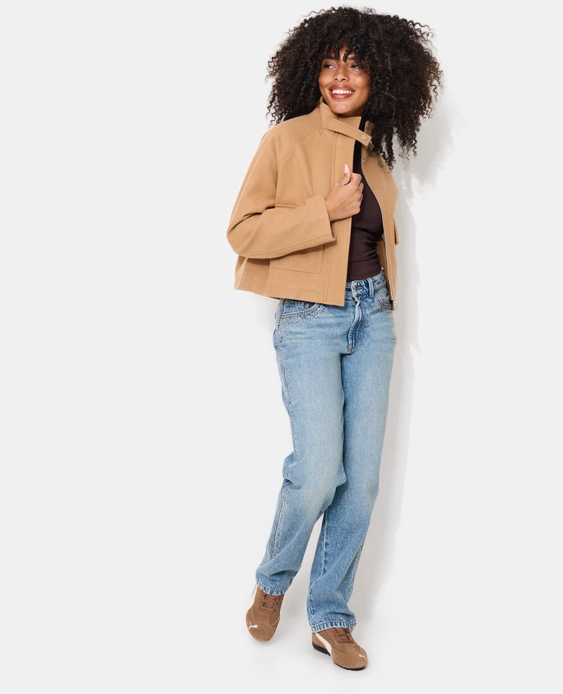 Manteau court drap de laine avec col montant