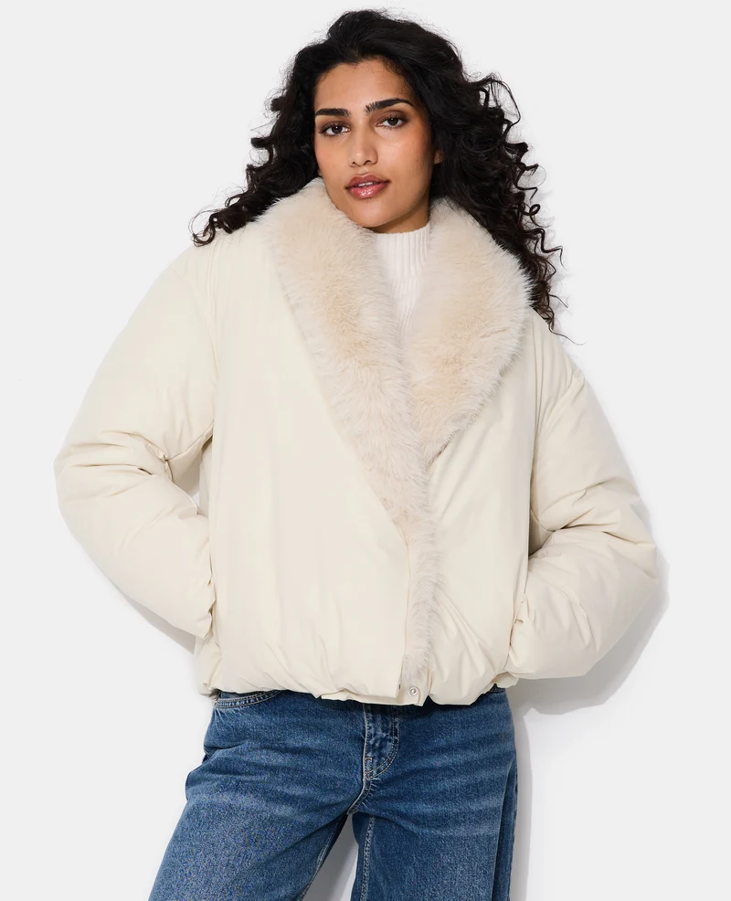 Blouson boule grand col fausse fourrure