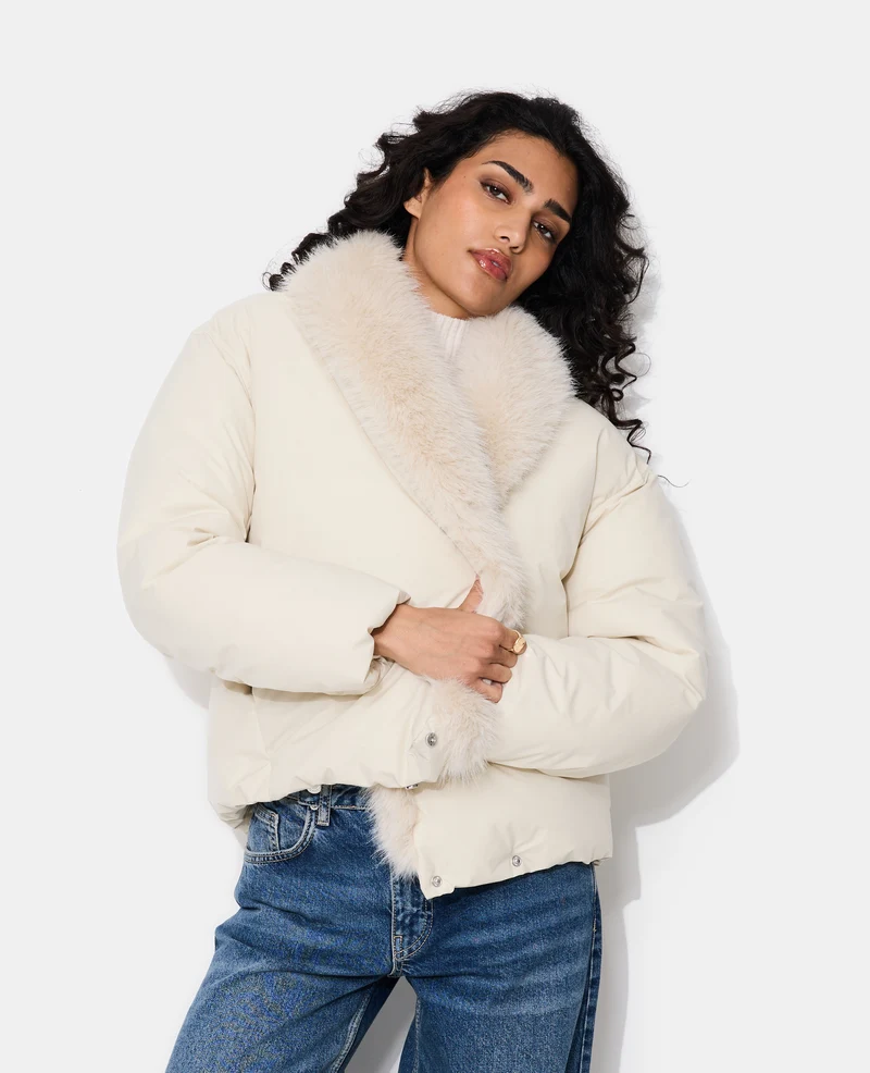 Blouson boule grand col fausse fourrure