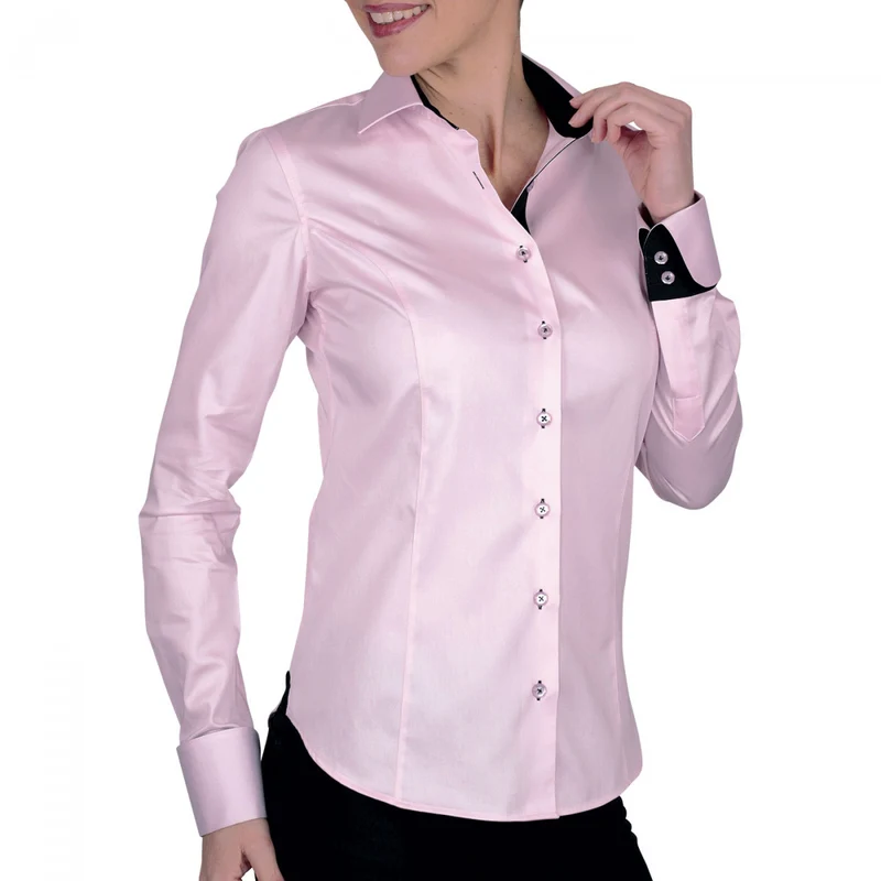 Chemise femme brodée coupe cintrée FEMINITY Andrew Mac Allister