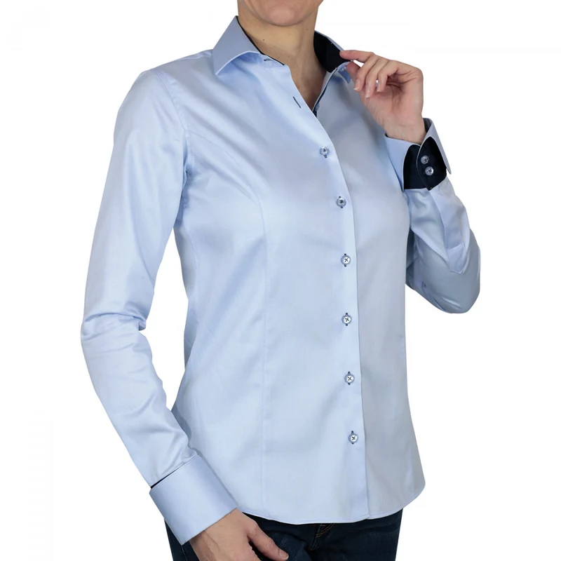 Chemise femme brodée coupe cintrée UBIQUITY Andrew Mac Allister