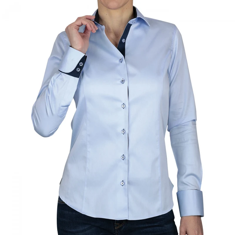 Chemise femme brodée coupe cintrée UBIQUITY Andrew Mac Allister