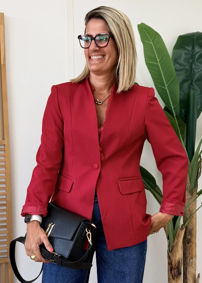 Blazer à épaulettes - Broderie le long de l'ouverture