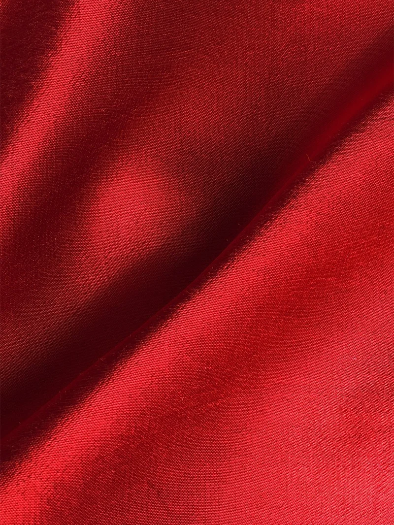 Robe Fougueuse Rouge Carmin