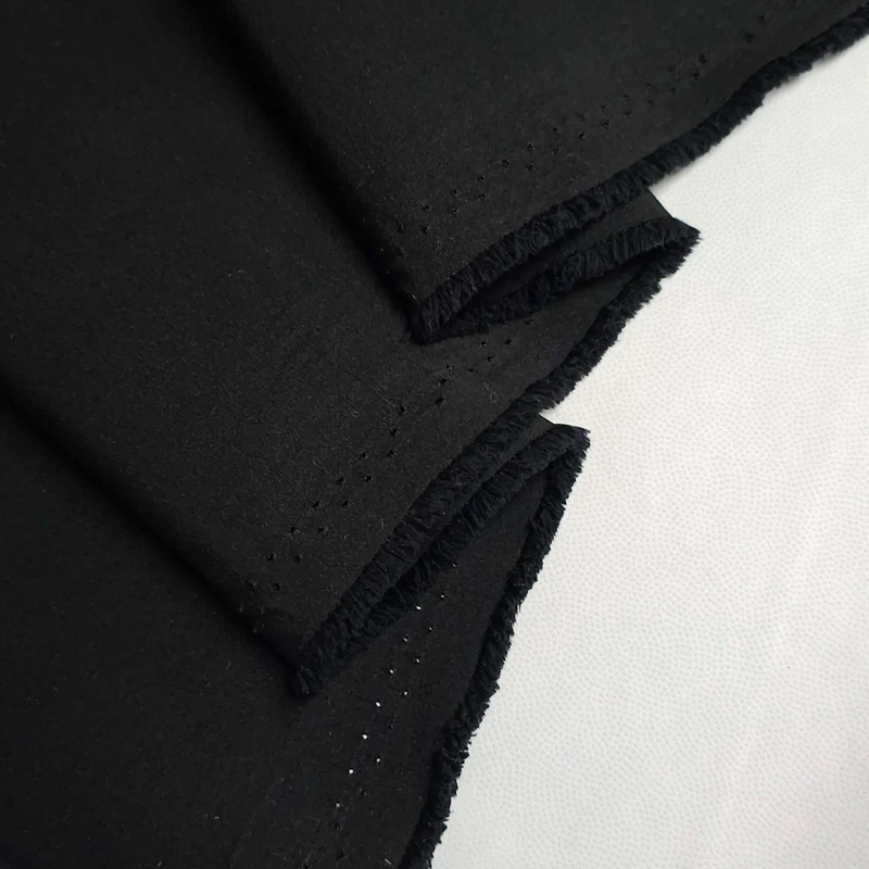 Coquille de nylon imperméable | Noir | Canada Goose Deadstock | 112 cm | FIN DE ROULEAU