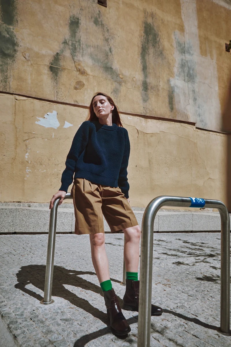 AGNÈS Raglan Sweater in Merino Wool - Navy