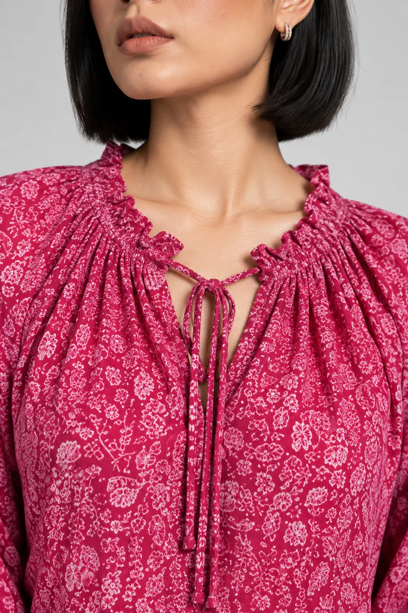 Sancia|Viscose Ruffle Collar Crop Top