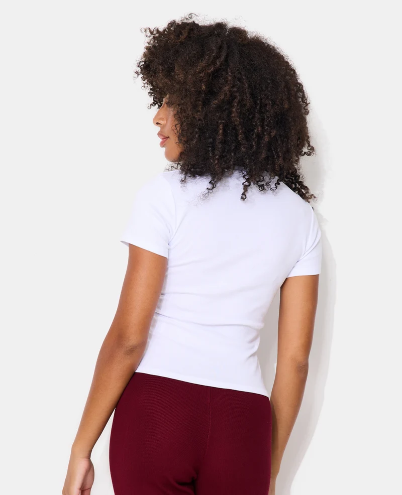 T-shirt ajusté avec print nœud dentelle