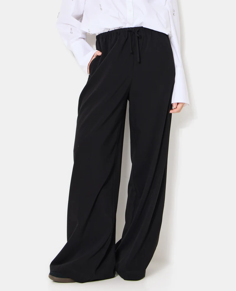 Pantalon droit et large avec lien coulissé