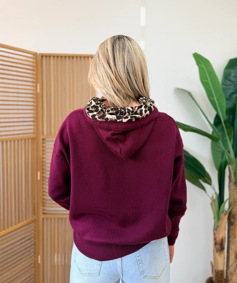 Sweat Capuche – Lien & Intérieur Léopard