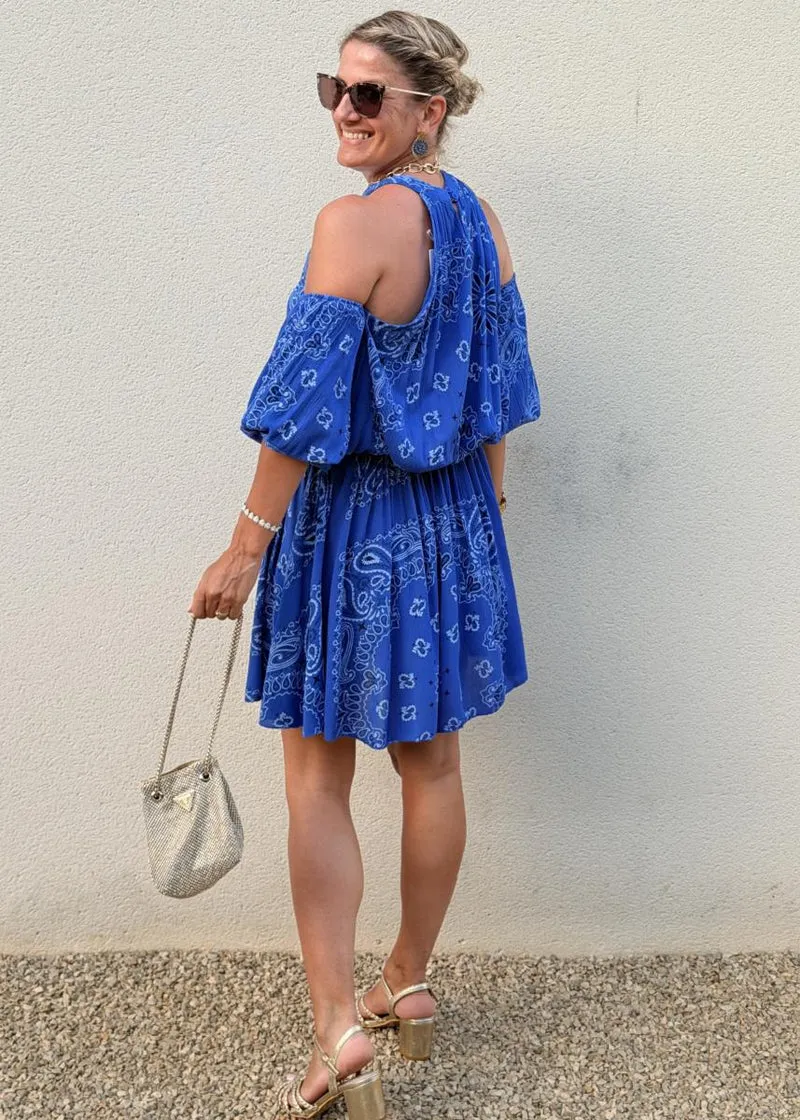 Robe Amanda