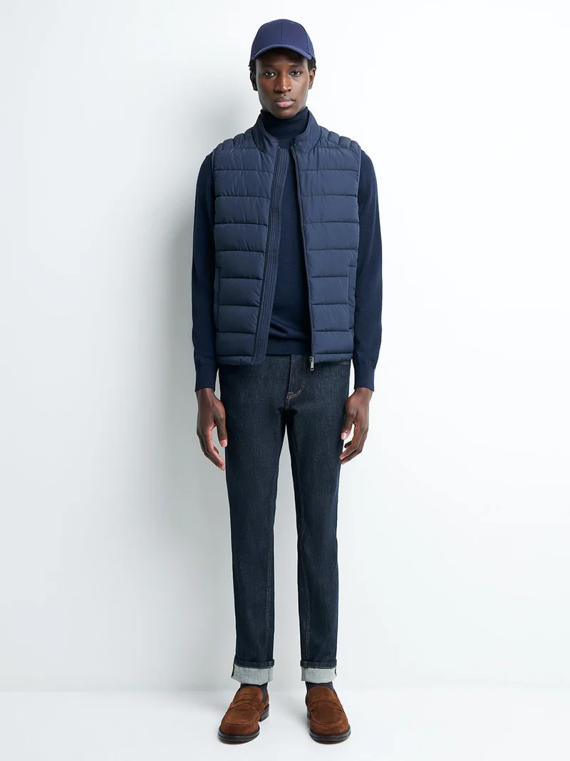 Gilet sans manche à col montant