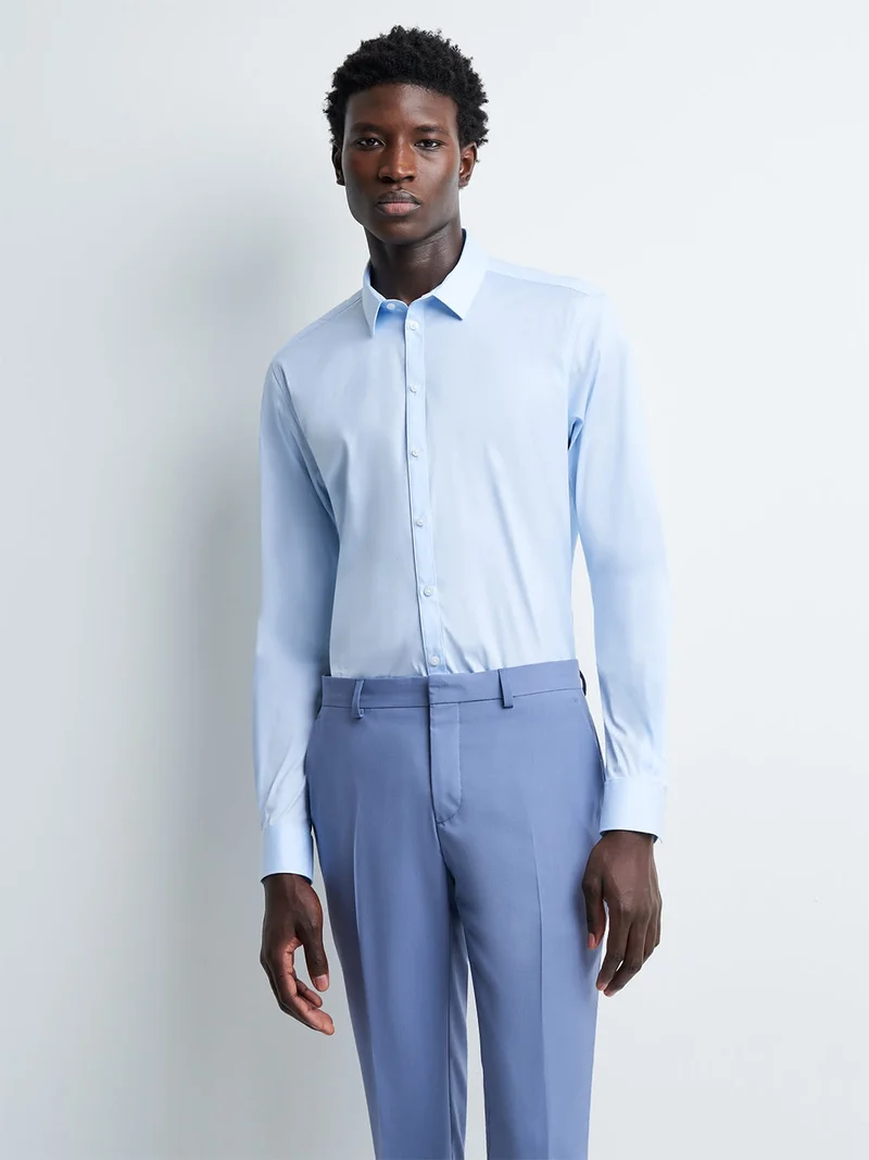 Chemise extra-slim en popeline unie