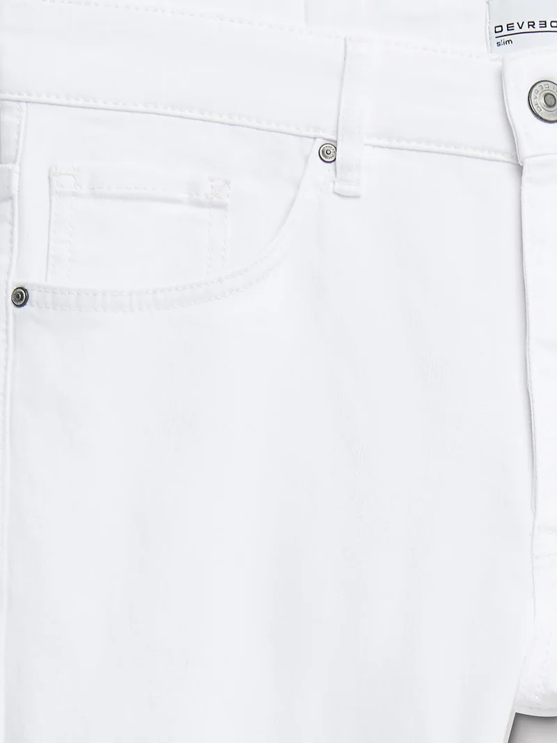Jean couleur slim en coton élasthane uni