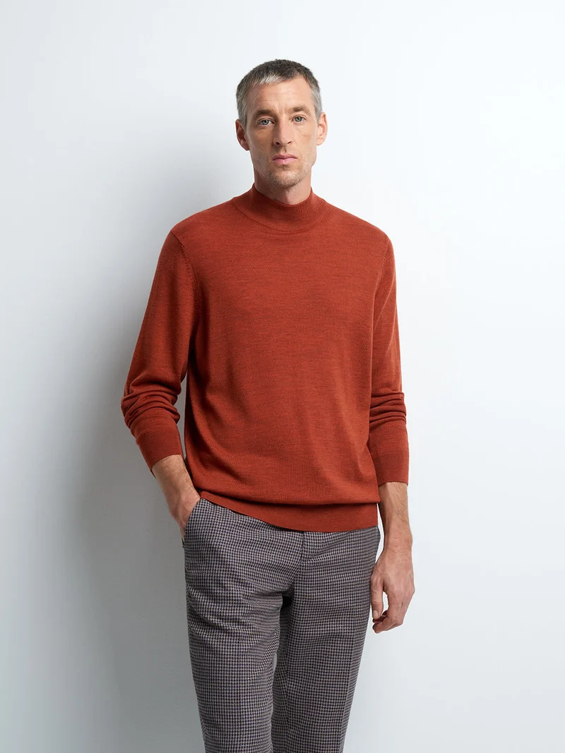 Pull col cheminée en laine mérinos