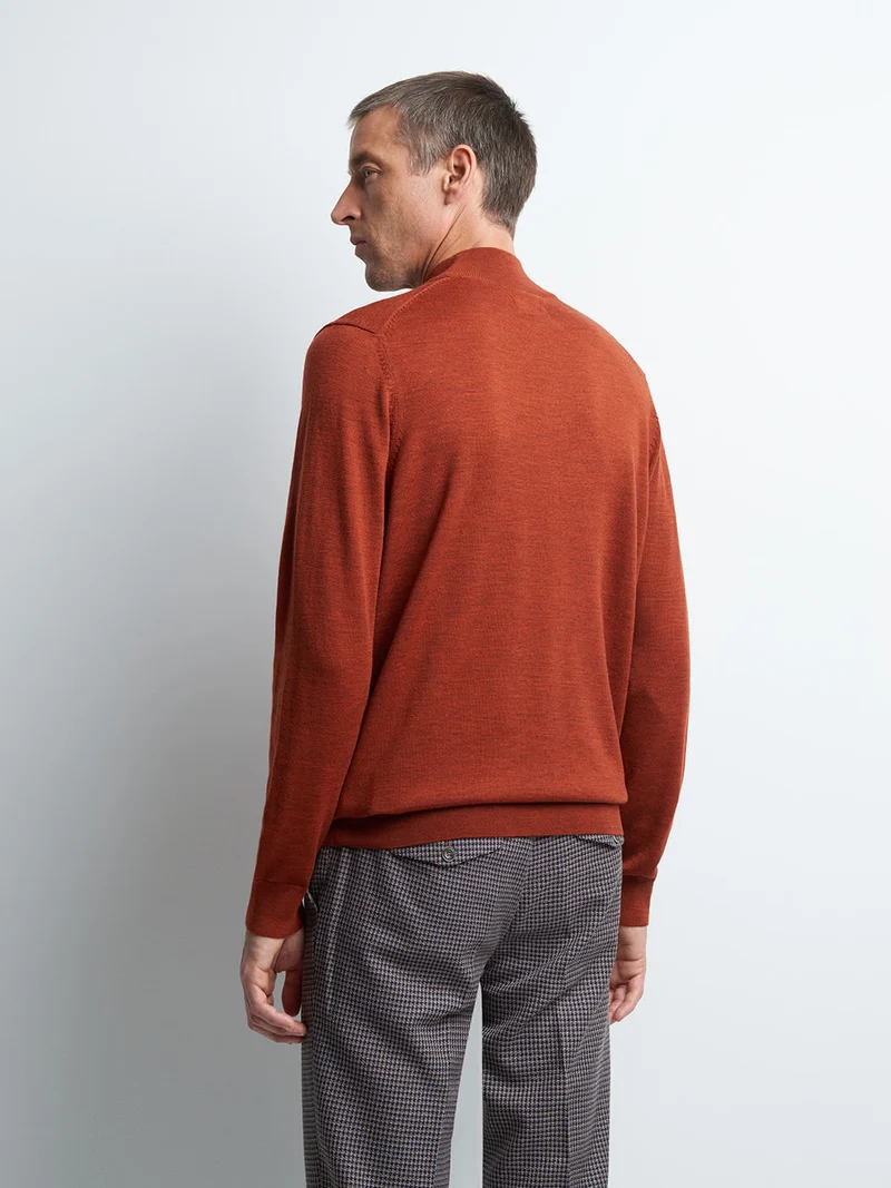 Pull col cheminée en laine mérinos