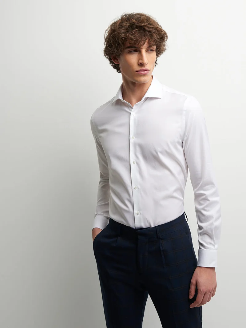 Chemise slim unie Induo
