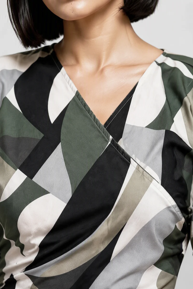 Orien|Viscose Geometric Print Wrap Midi Dress