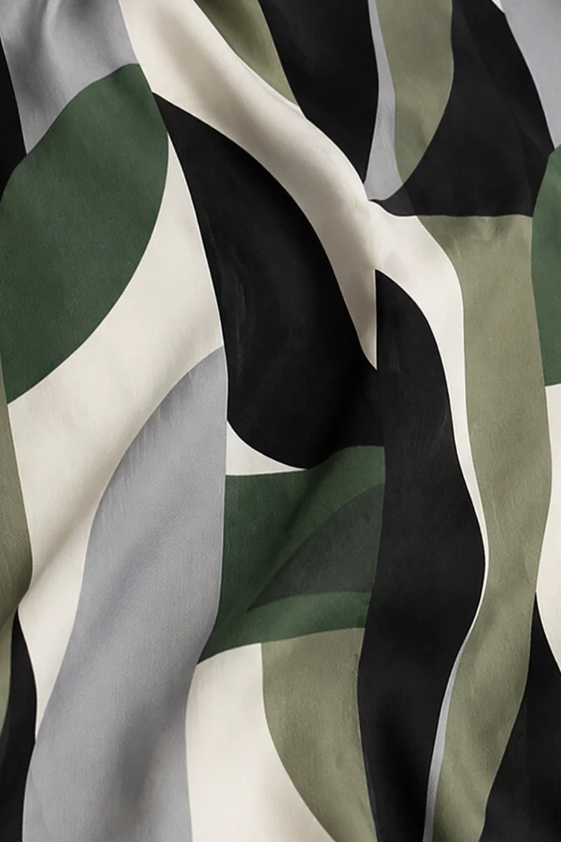 Orien|Viscose Geometric Print Wrap Midi Dress